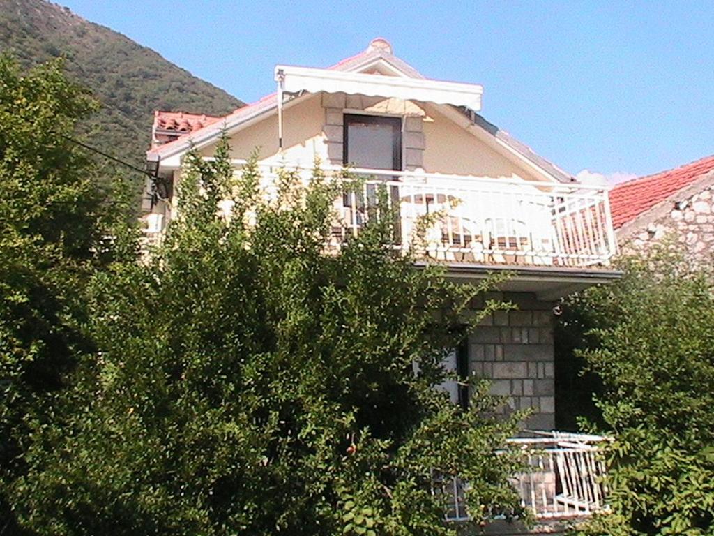 Apartments Penovic Kotor Luaran gambar